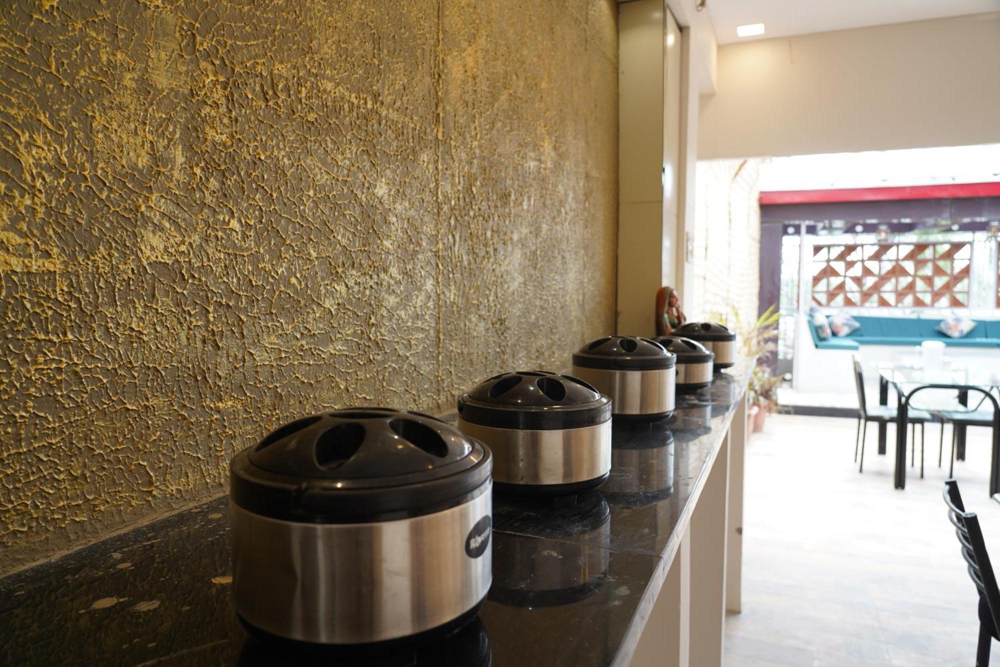 Hotel Suryodaya Ujjain Exterior foto