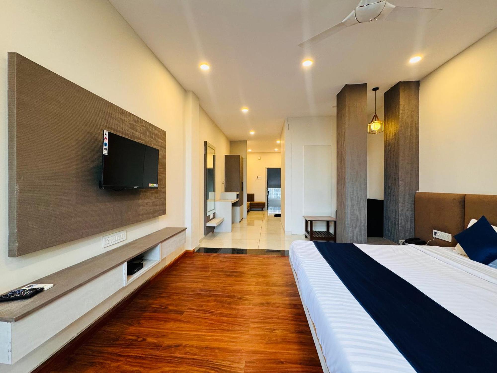 Hotel Suryodaya Ujjain Cameră foto