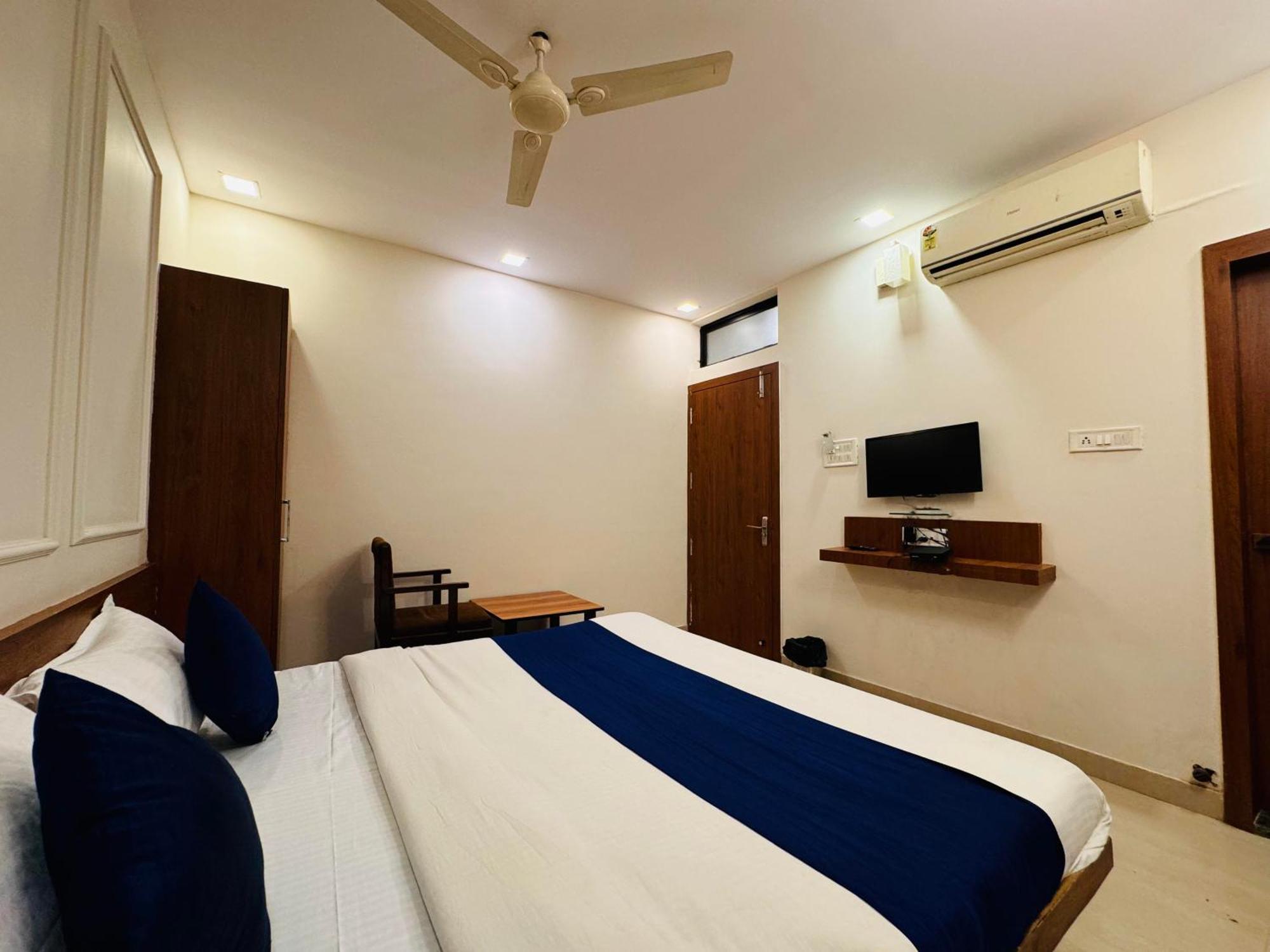 Hotel Suryodaya Ujjain Cameră foto