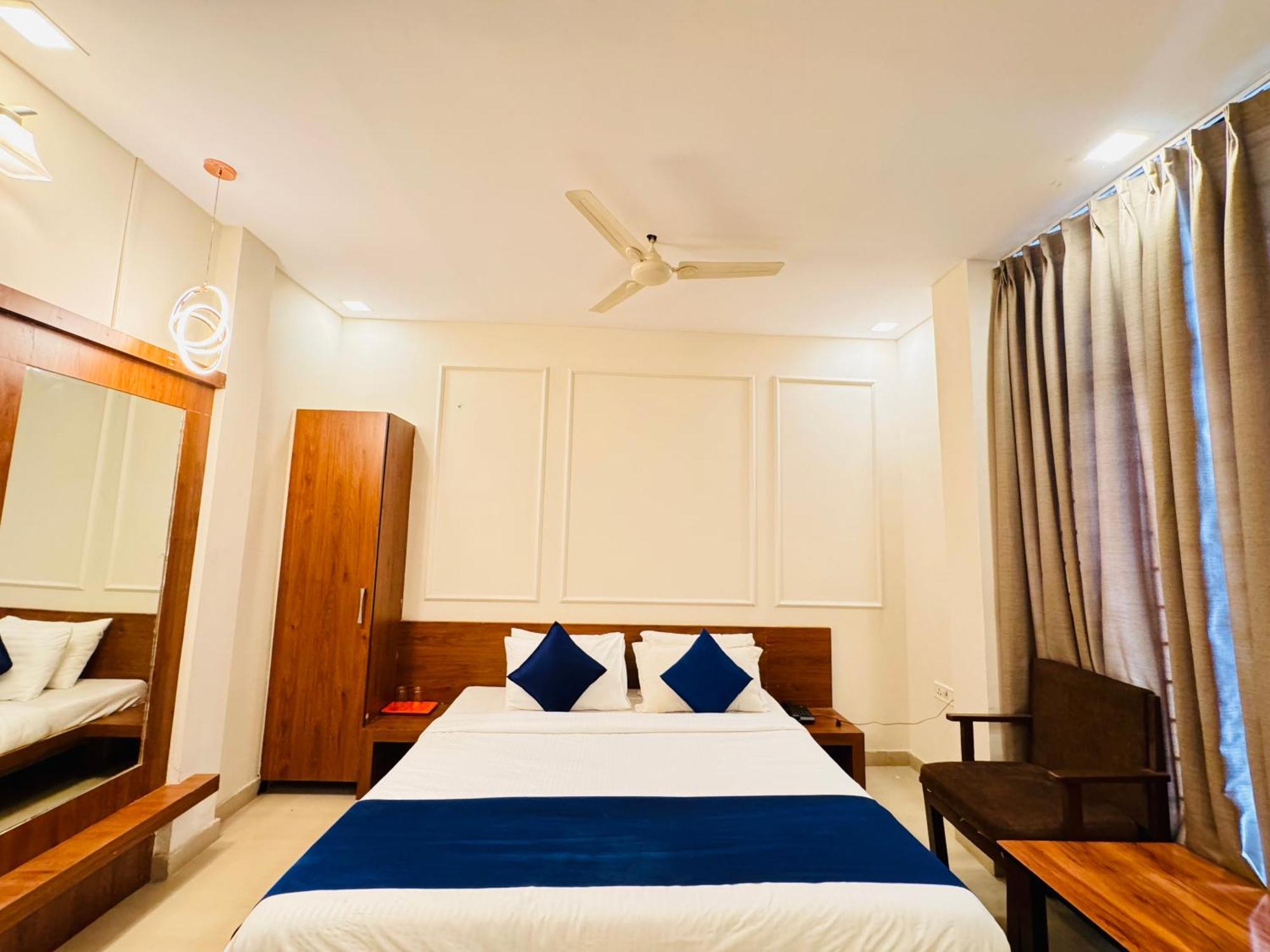 Hotel Suryodaya Ujjain Cameră foto