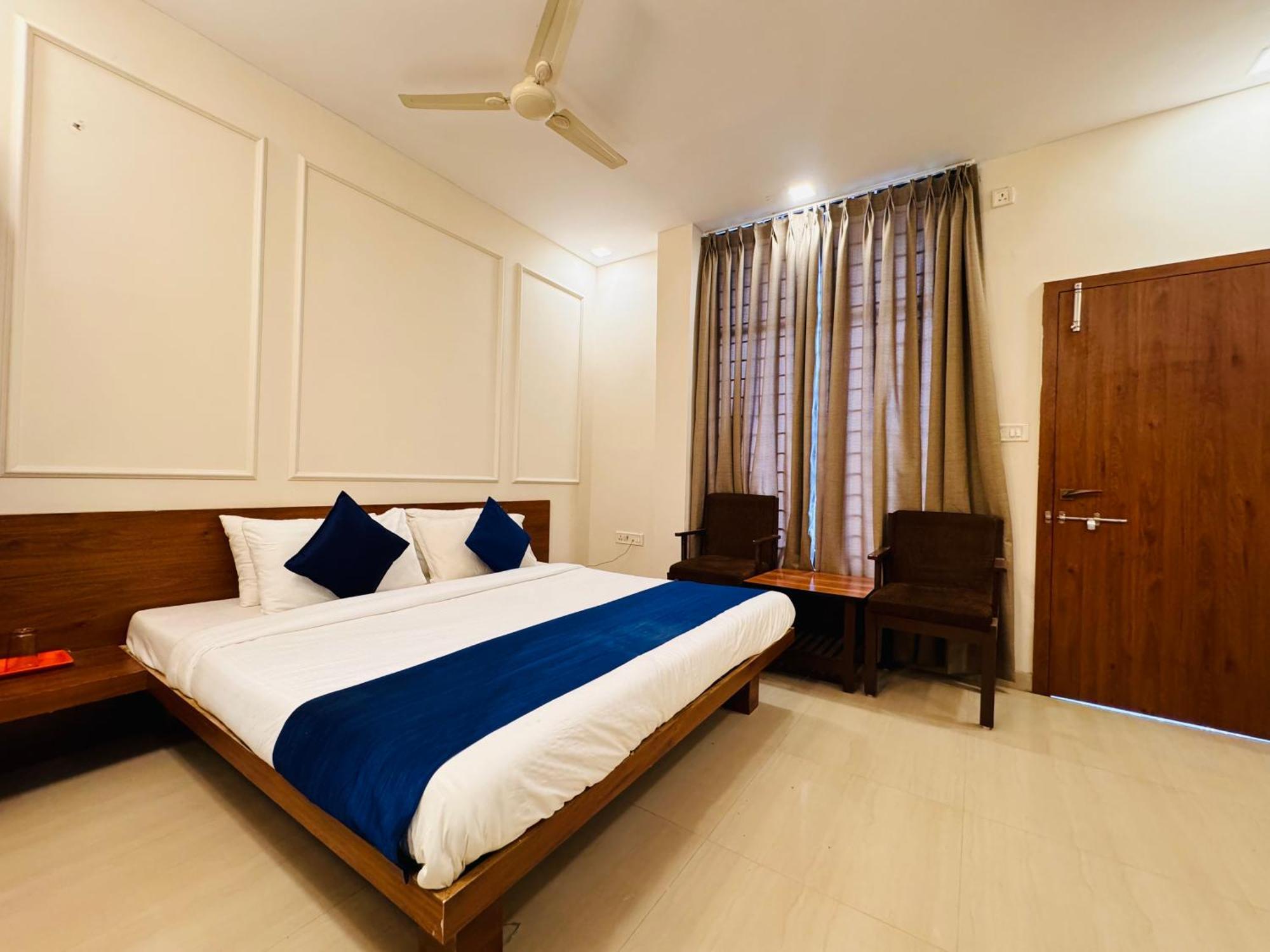 Hotel Suryodaya Ujjain Cameră foto